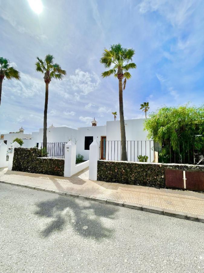 Casahost Townhouse Lise Villa Puerto del Carmen  Eksteriør bilde