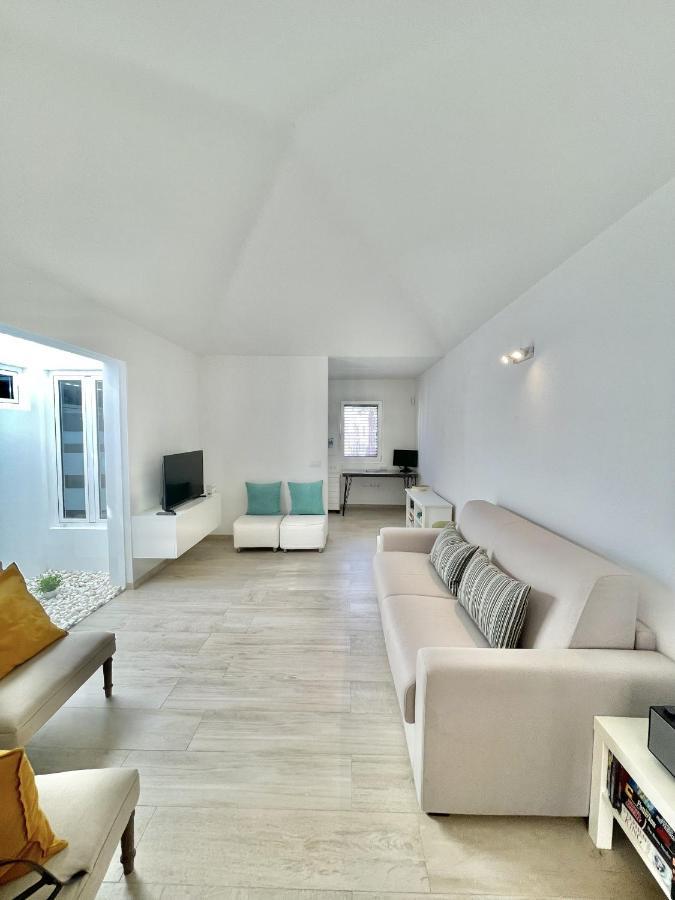 Casahost Townhouse Lise Villa Puerto del Carmen  Eksteriør bilde